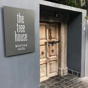 The Tree House Boutique By The Living Journey Collection ***** Cape Town